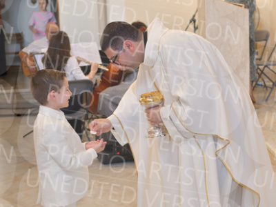 Holy-Communion_2040-1