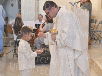 Holy-Communion_2044-1