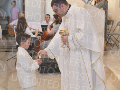 Holy-Communion_2057-1