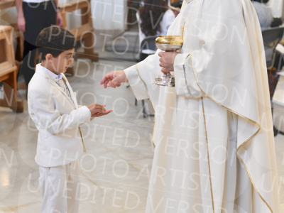 Holy-Communion_2073-1