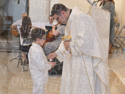 Holy-Communion_2074-1