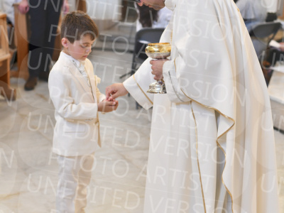Holy-Communion_2082-1