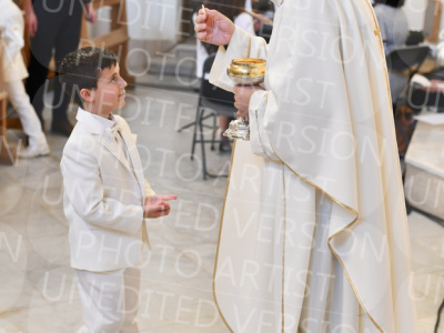 Holy-Communion_2084