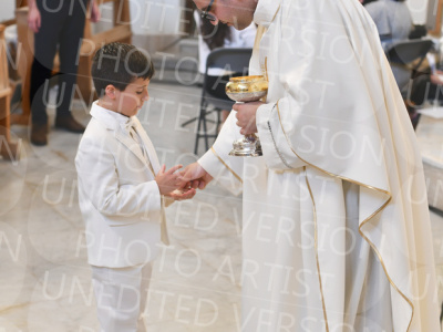Holy-Communion_2086-1