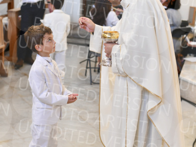 Holy-Communion_2088-1