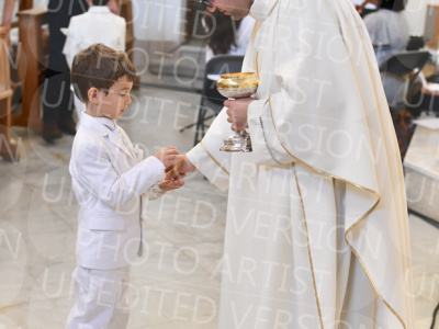 Holy-Communion_2089-1