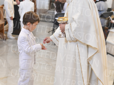 Holy-Communion_2090-1