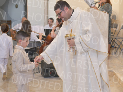 Holy-Communion_2092-1