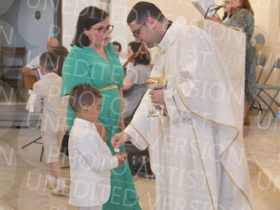 Holy-Communion_2095-1