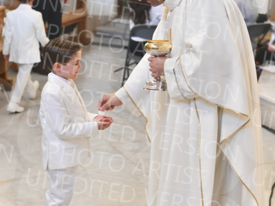 Holy-Communion_2102-1