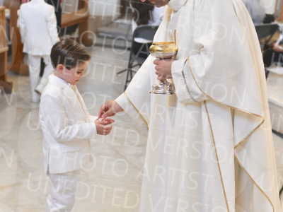 Holy-Communion_2103-1