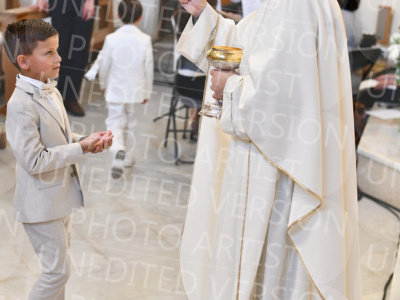 Holy-Communion_2106-1