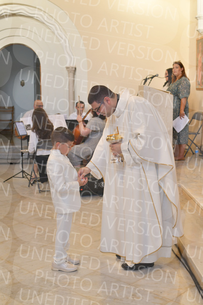 Holy-Communion_2128-1