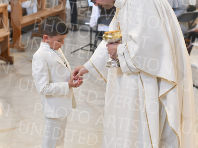 Holy-Communion_2130-1