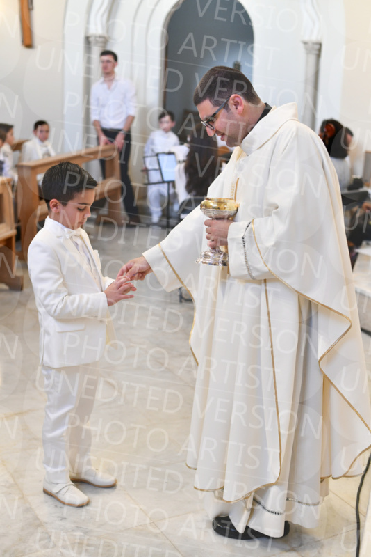 Holy-Communion_2140-1