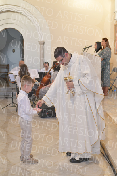 Holy-Communion_2142-1