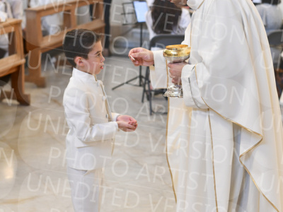 Holy-Communion_2159-1