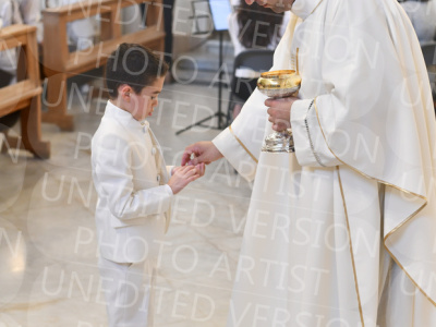 Holy-Communion_2161-1