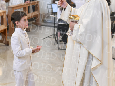 Holy-Communion_2162-1