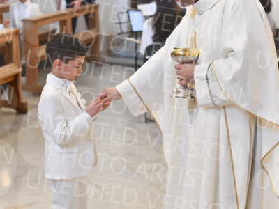 Holy-Communion_2170-1