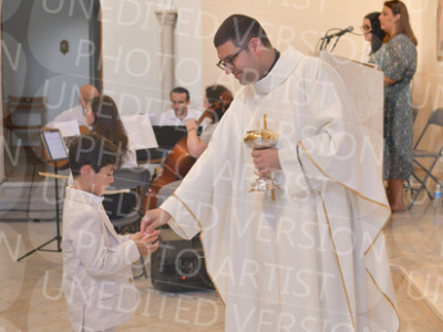 Holy-Communion_2177-1