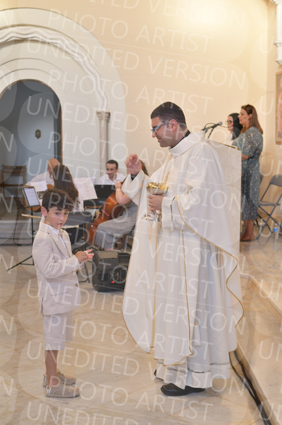 Holy-Communion_2178-1