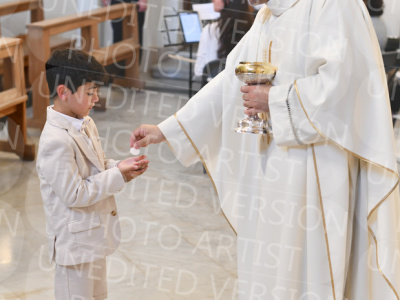 Holy-Communion_2179-1