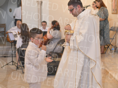 Holy-Communion_2183-1