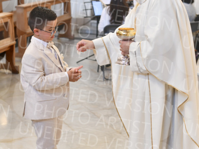 Holy-Communion_2184-1