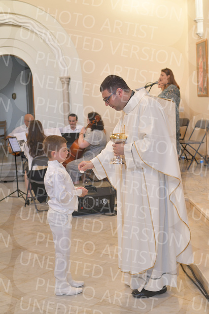 Holy-Communion_2192-1