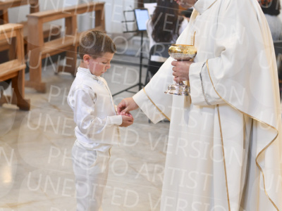 Holy-Communion_2195-1