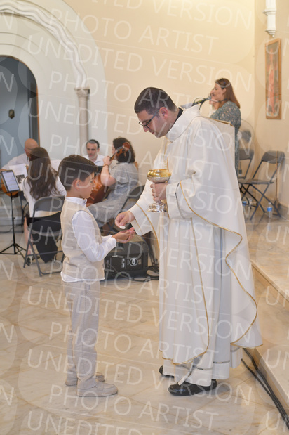 Holy-Communion_2198-1