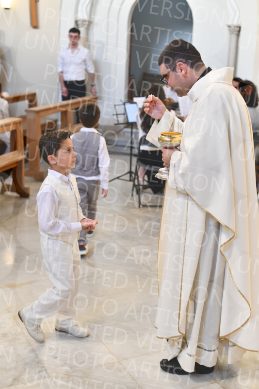 Holy-Communion_2210-1