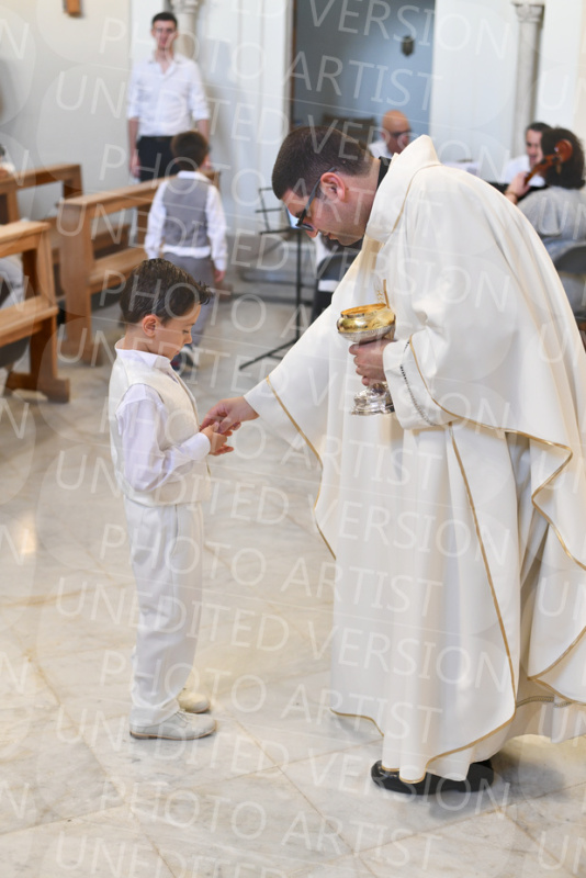 Holy-Communion_2214-1