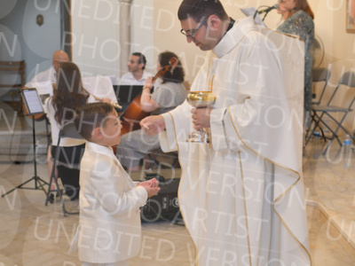 Holy-Communion_2215-1