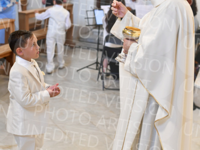 Holy-Communion_2217-1