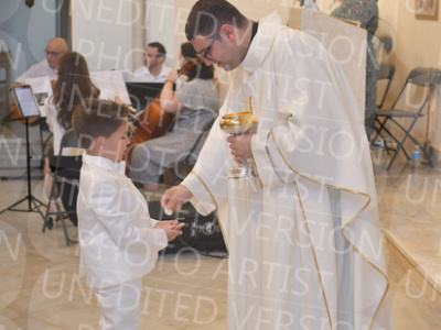 Holy-Communion_2221-1