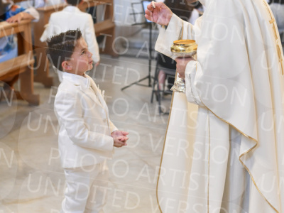 Holy-Communion_2224-1