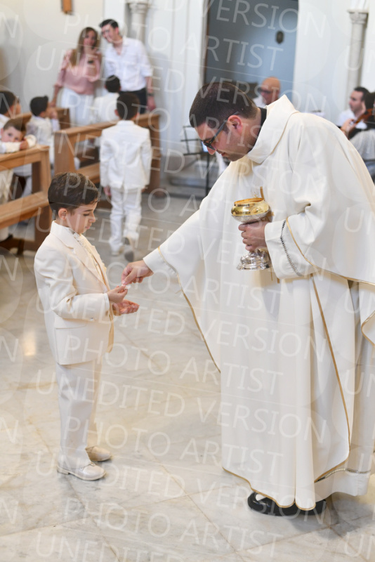 Holy-Communion_2230-1