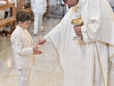 Holy-Communion_2231-1