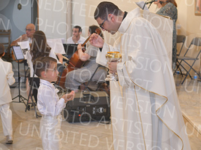 Holy-Communion_2233-1