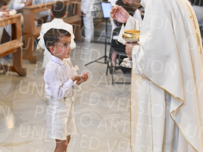 Holy-Communion_2235-1