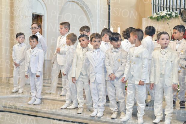 Holy-Communion_2245