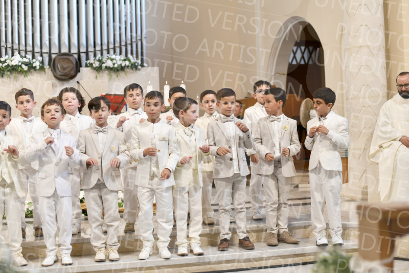 Holy-Communion_2252