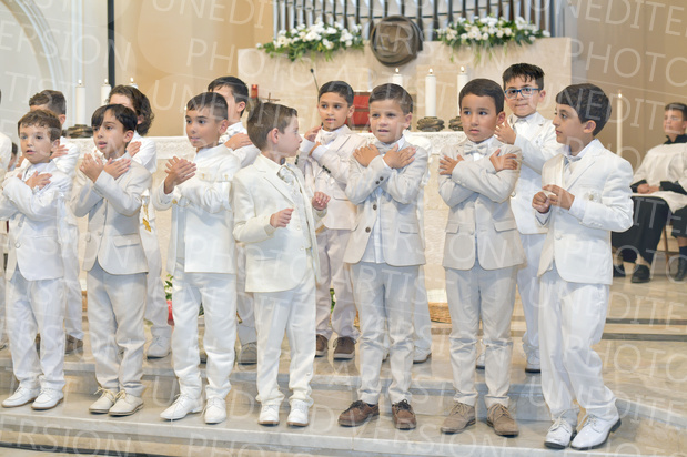 Holy-Communion_2256-1