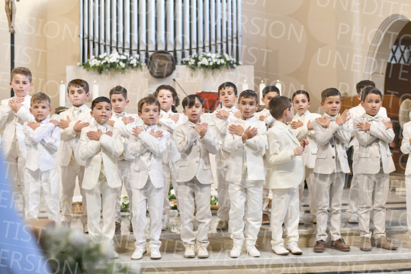 Holy-Communion_2258-1