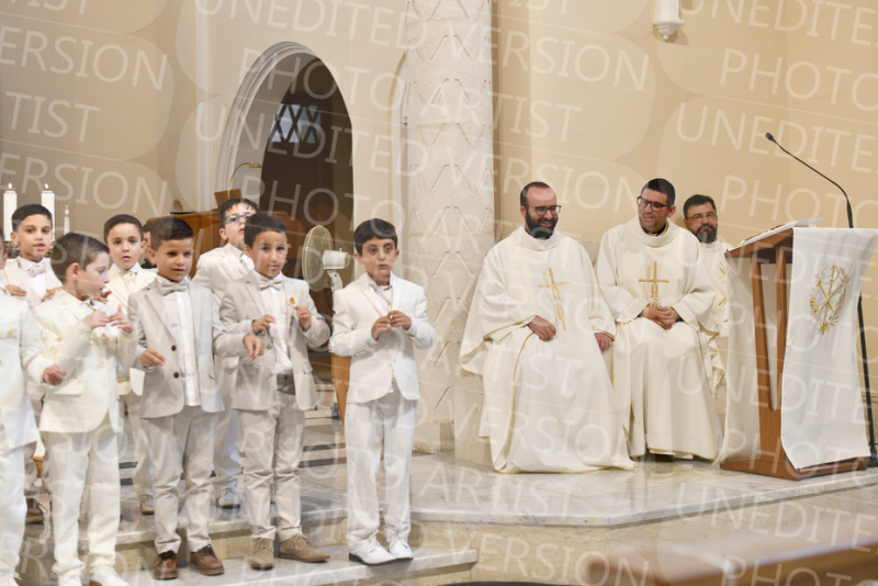 Holy-Communion_2266-1