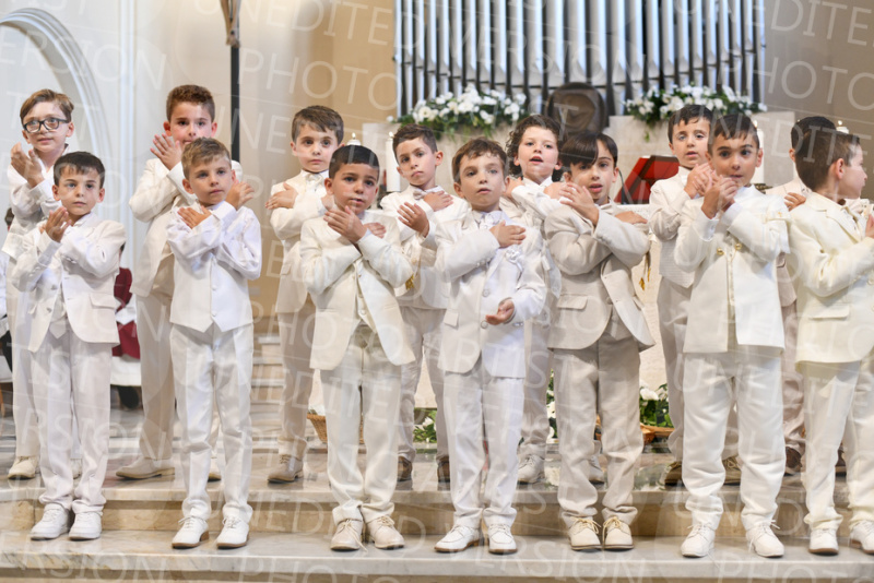 Holy-Communion_2275-1
