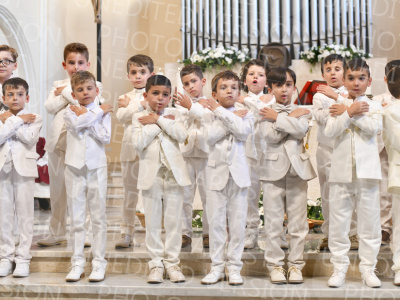 Holy-Communion_2276-1