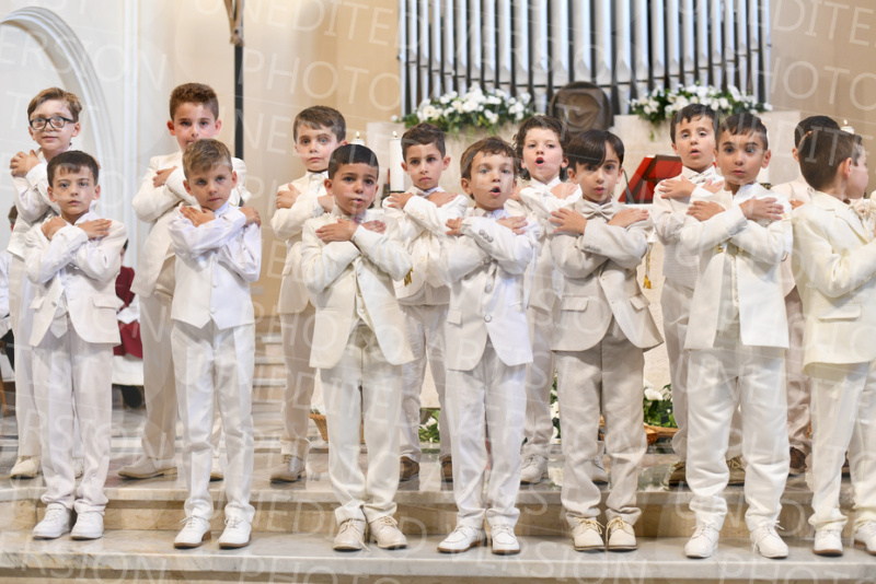 Holy-Communion_2277-1